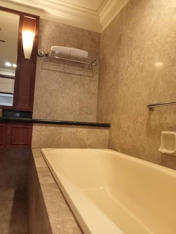 Berjaya Times Square Service Apartment, Куала-Лумпур Экстерьер фото