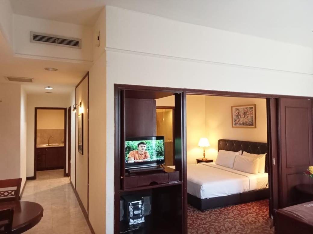 Berjaya Times Square Service Apartment, Куала-Лумпур Экстерьер фото