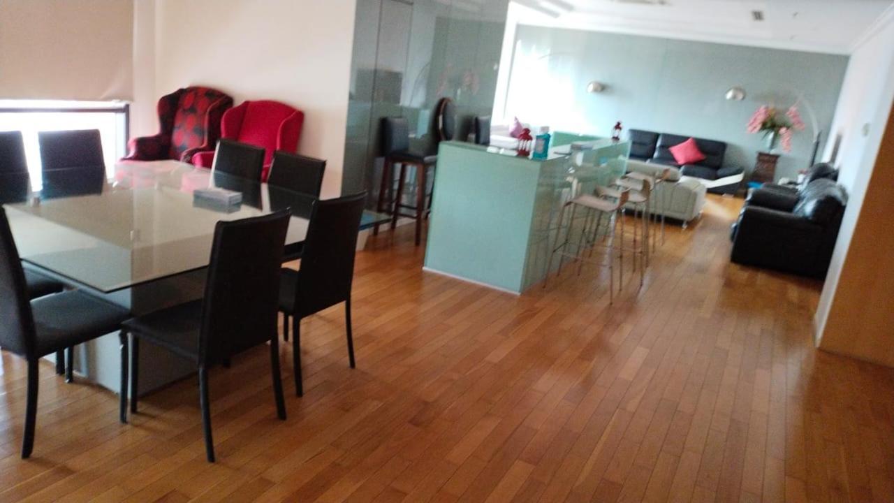 Berjaya Times Square Service Apartment, Куала-Лумпур Экстерьер фото