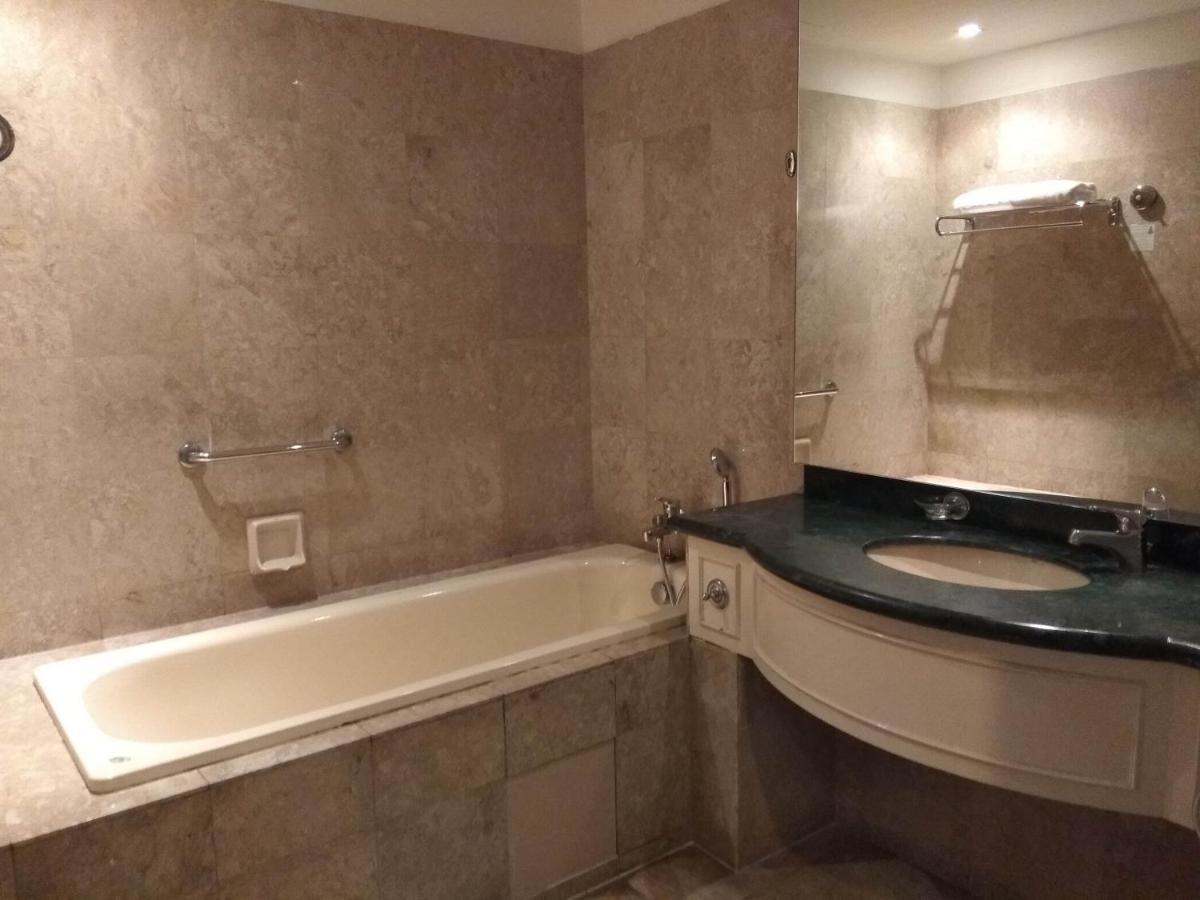 Berjaya Times Square Service Apartment, Куала-Лумпур Экстерьер фото